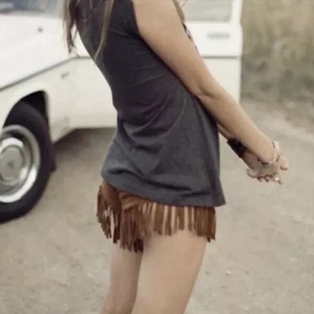 Rare Spell & The Gypsy Cowboy Dreams Suede Fringe Shorts Size 8 - Picture 5 of 16